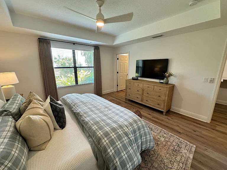 4085 Overture Cir — Photo 16