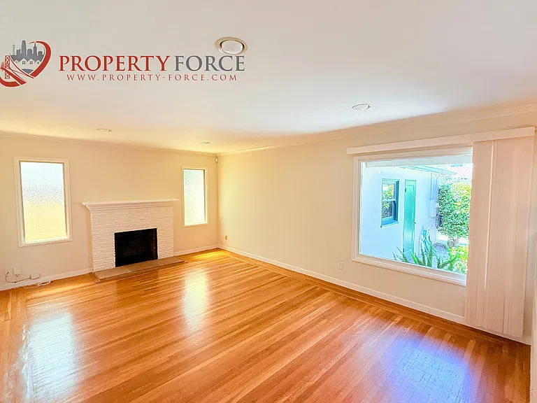 1623 Howard Ave — Photo 11