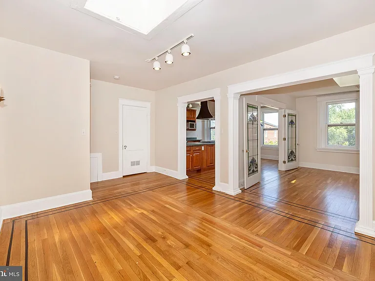 231 N Market St #3 — Photo 10