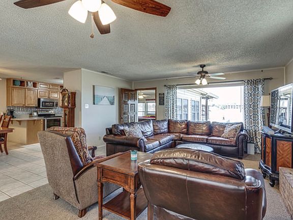 5th image of 506 Panama Ct