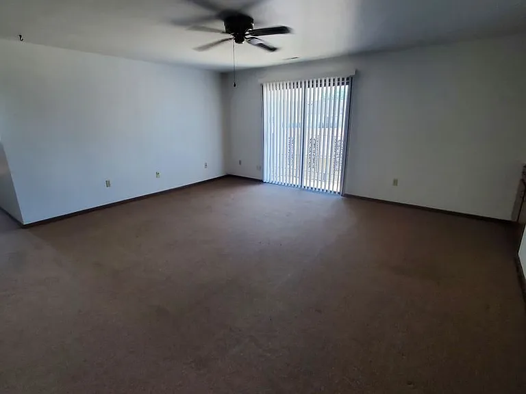 7625 W Donna Ct - 8 Unit — Photo 2