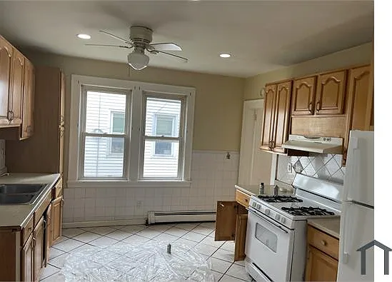 2 bed, 1100 sqft, $2,900 — Photo 4