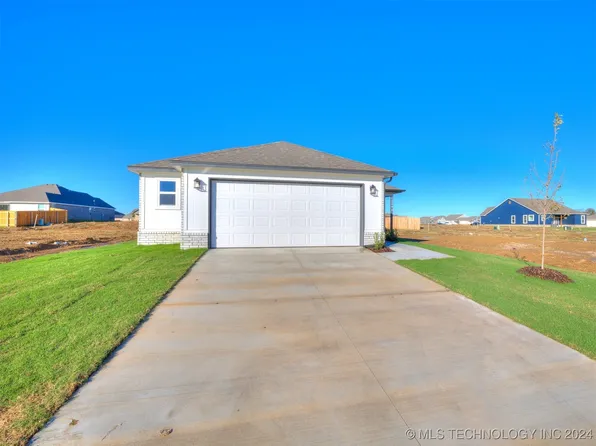 12406 N 134th East Ave, Collinsville, OK 74021