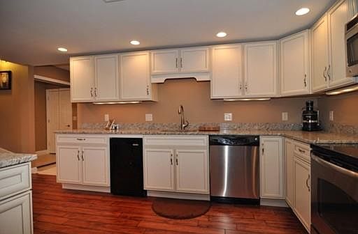 3rd image of 1 Tupperware Dr Unit 232
