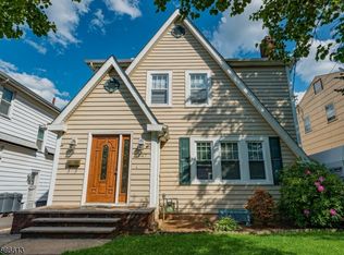 1047 Nicholas Ave, Union, NJ 07083