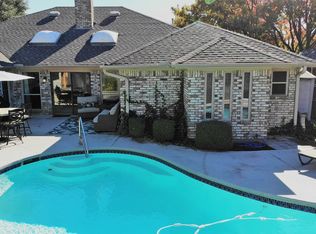 9121 Webb Kay Dr, Dallas, TX 75243