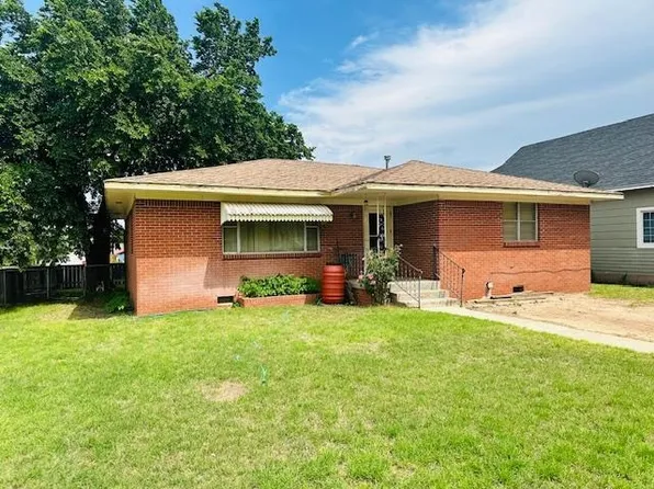 300 S Summer St, Shattuck, OK 73858