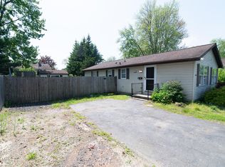 15 Maryland Ave, Colonie, NY 12205