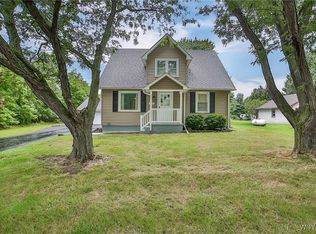 4920 Townline Rd, Sanborn, NY 14132