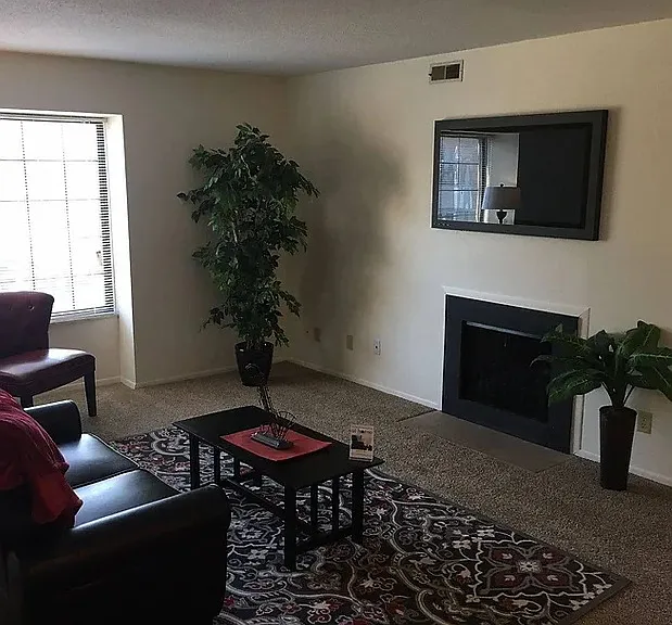 Alt StoneBridge Apartments — Photo 7