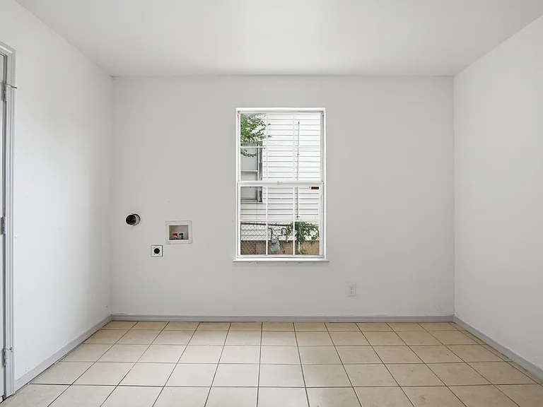 1305 Bellevidere Dr — Photo 20