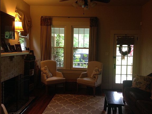 Cozy Entrance into Living room
						:
						Comfortable living area with many windows letting in the beautiful sunlight