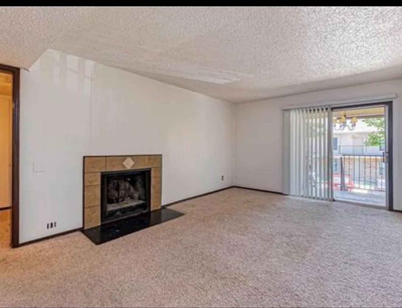 2 bed, 1101 sqft, $1,000 — Photo 3