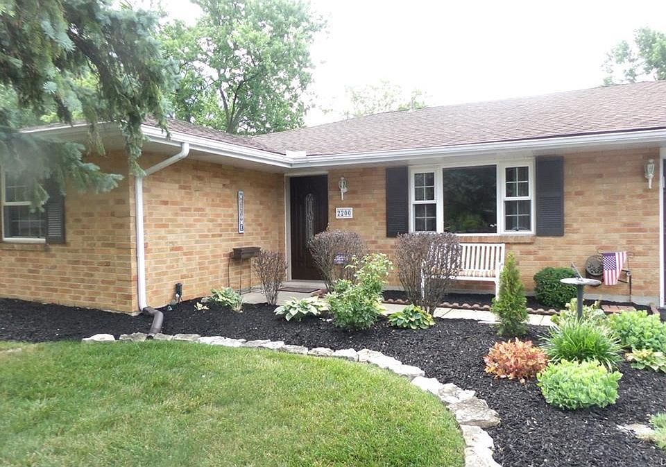 1st image of 2200 Southlea Dr