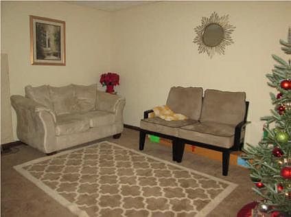 MAIN LIVING AREA