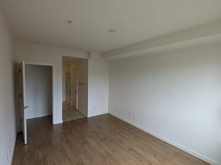 3090 Glascock St #210 — Photo 14