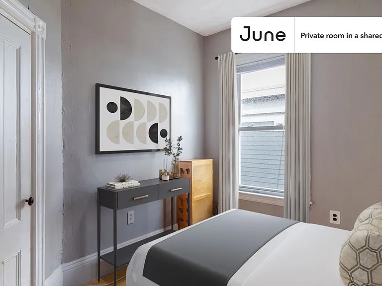 106 Beacon St #D — Photo 1