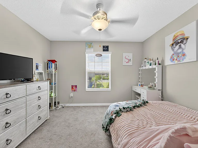 824 Royal Empress Dr — Photo 50