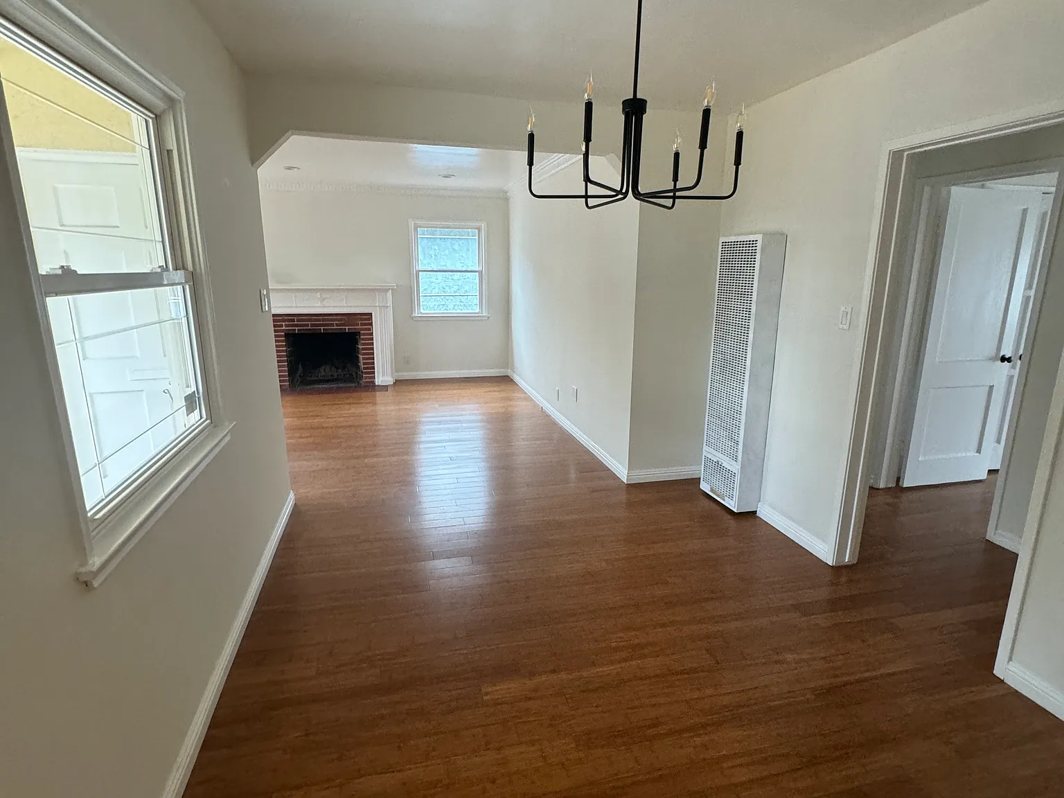 3 bed, 1127 sqft, $6,000 — Photo 3