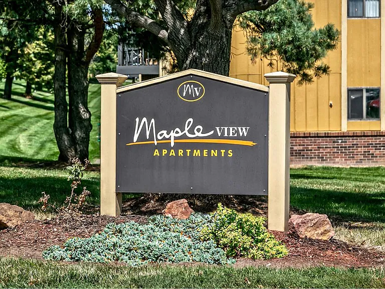 Maple View Apartments — Photo 23