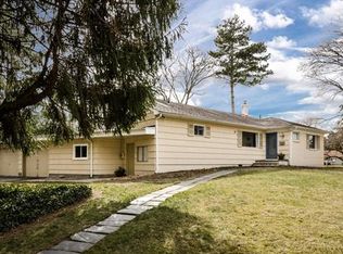 38 Canterbury Rd, East Brunswick, NJ 08816