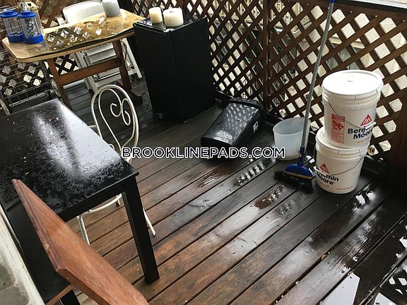 4th image of 81 Gibbs St #2ZS