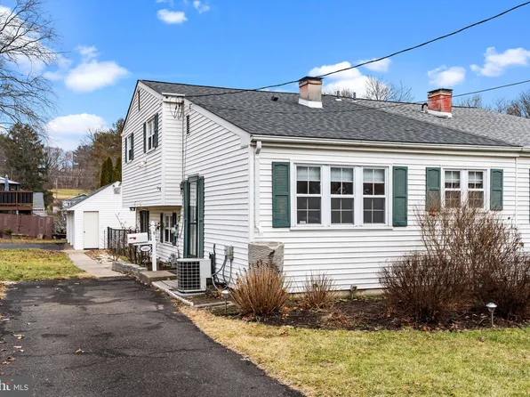 1402 White Owl Rd, Abington, PA 19001