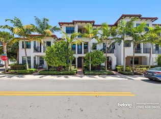 11514 SW 13th Ct, Pembroke Pines, FL 33025