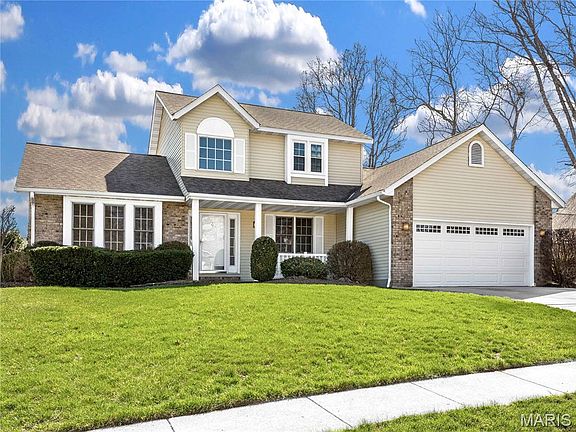 2nd image of 417 Alderwood Ct