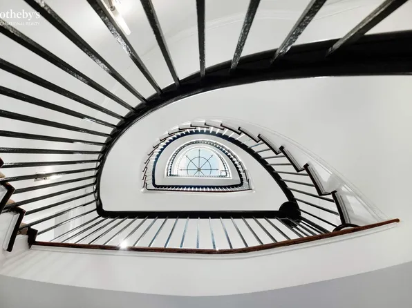 67 East 82nd Street image 23 of 25