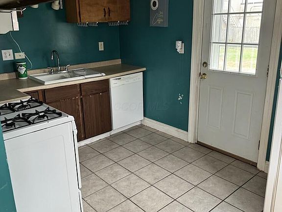 5th image of 4144 McAllister Ave