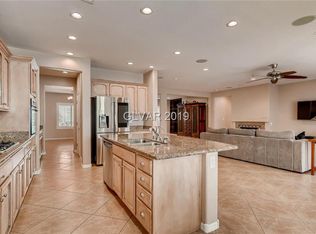 2429 Ozark Plateau Dr, Henderson, NV 89044