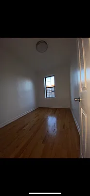 Rented by Hagstrom Management Inc | media 12