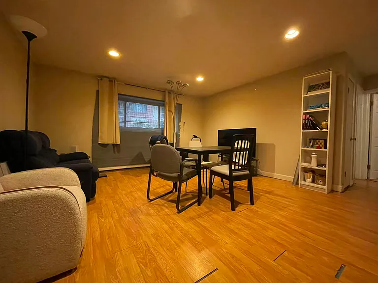 15 Walbridge St #9 — Photo 1