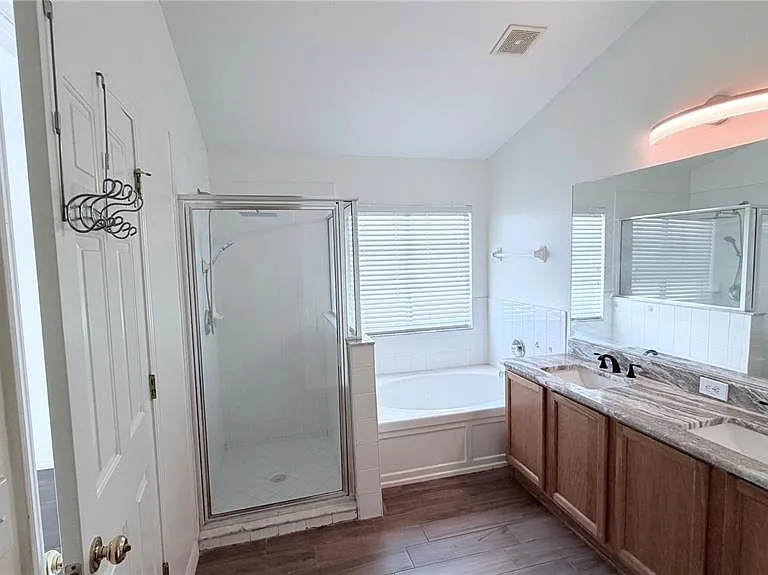 31205 Bridgegate Dr — Photo 14