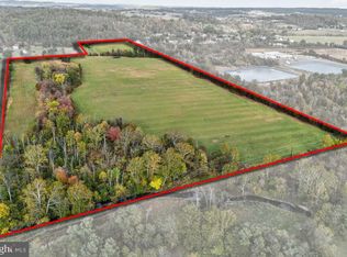 160A Spring Garden Dr, Bechtelsville, PA 19505