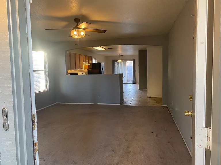 2766 S Southwind Dr — Photo 2