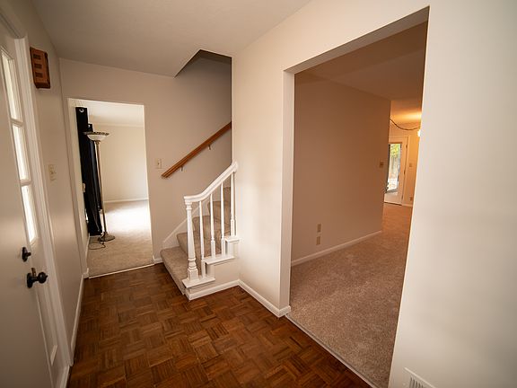 2nd image of 6852 Whisper Oaks Ct