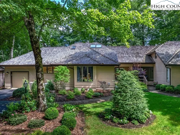 870 Clubhouse Drive #B2, Banner Elk, NC 28604