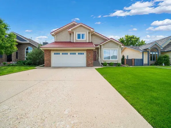11 N Taylor Cres SE, Medicine Hat, AB T1B 3X5
