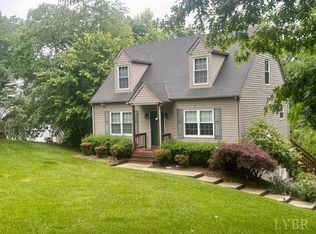 39 Berkeley Ln, Evington, VA 24550