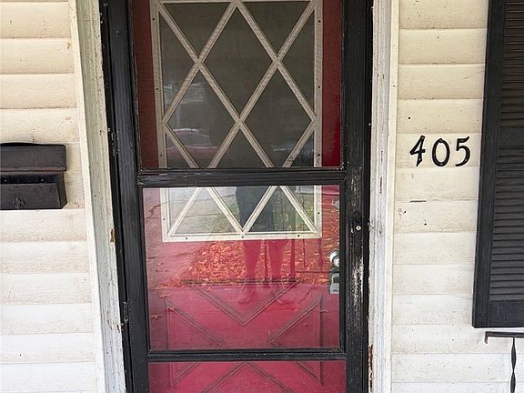 5th image of 405 Gibbs St