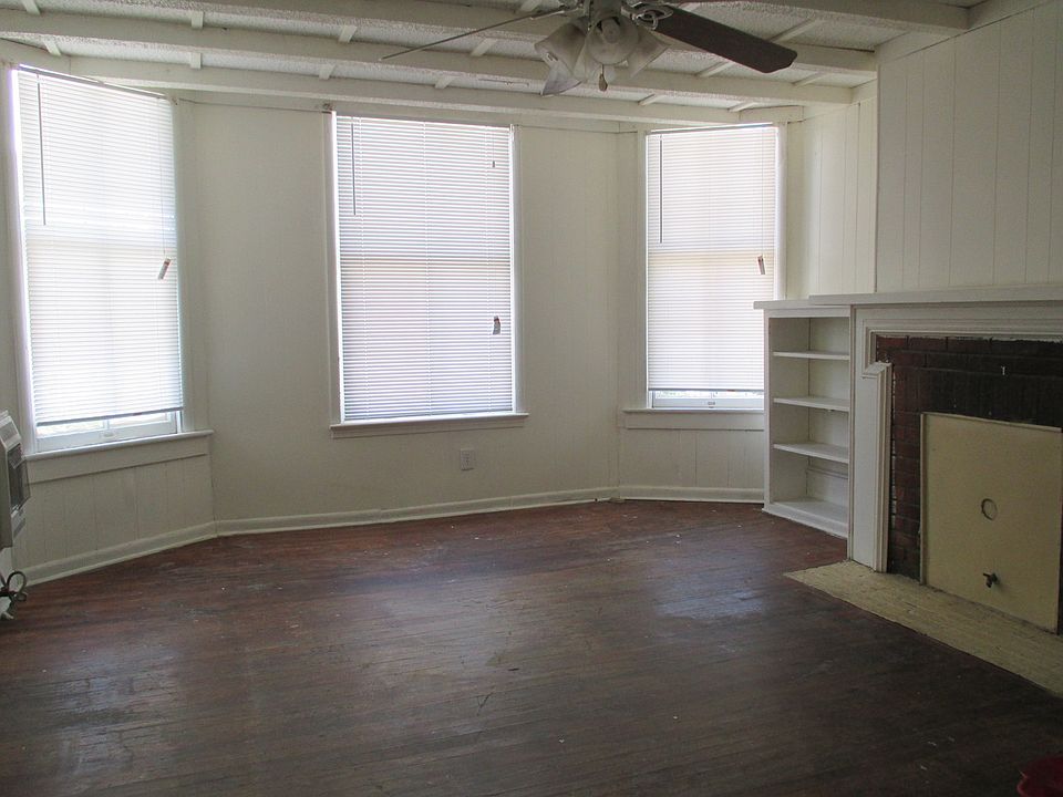 Building Photo 4