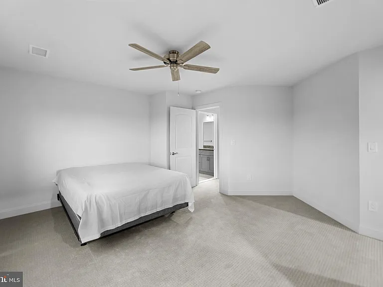 105 Samjan Cir — Photo 29