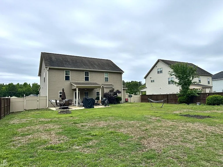 837 Saint Johns Loop — Photo 16