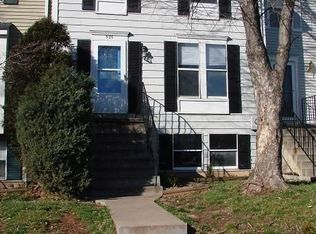 525 Riggs Ct, Frederick, MD 21703