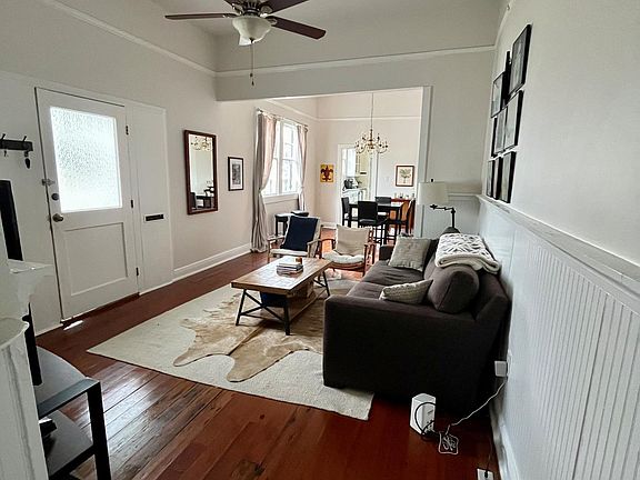 Living/dining room