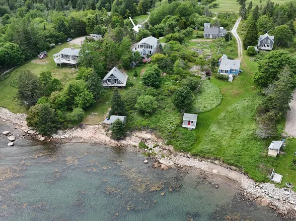 22-26 Tinkers Landing, Vinalhaven, ME 04863