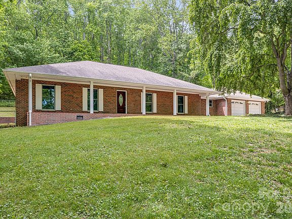 2nd image of 35 Byrd Rd