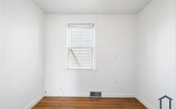 8160 Loch Raven Blvd — Photo 10
